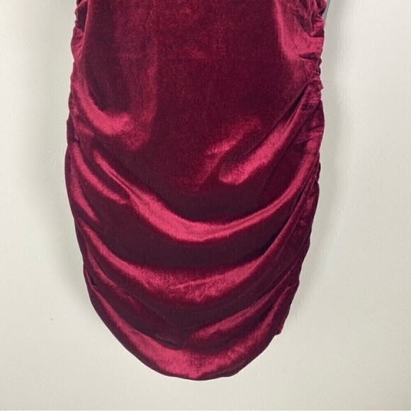 NEW NWT LULUS All The Sass Wine Red Velvet Square Neck Puff Sleeve Dress Large - Picture 4 of 7